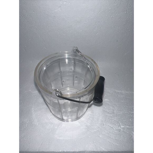 VINTAGE VICTOR GOLDMAN ACRYLIC BUCKET AND MILK CAN SALT AND PEPPER SHAKERS - Picture 6 of 9